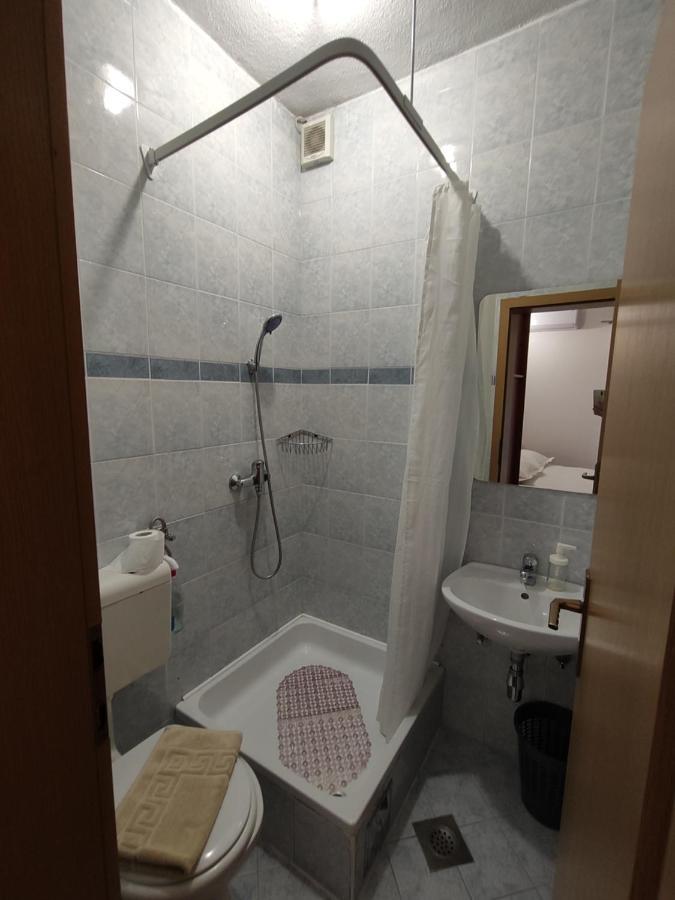 מאקרסקה Apartments Jadranka מראה חיצוני תמונה