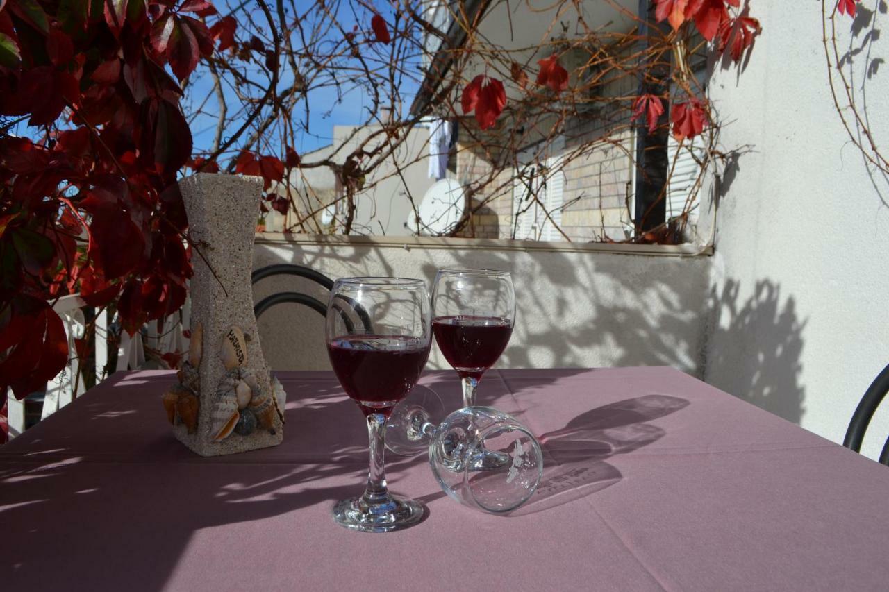 מאקרסקה Apartments Jadranka מראה חיצוני תמונה